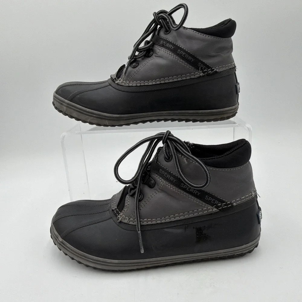 Sperry boys bowline